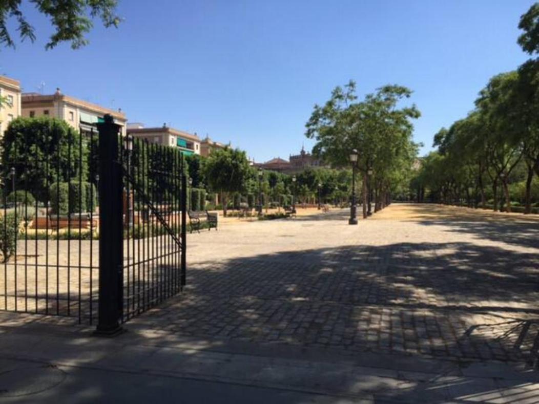 Apartamento A Estrenar Frente A La Plaza De Espana Sevilla Exteriér fotografie